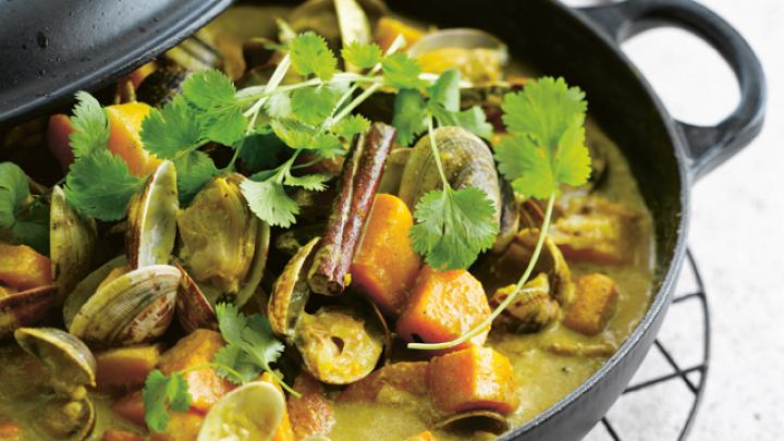 Curry met schelpjes Curry met schelpjes