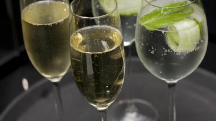Des bulles à l'apéro Des bulles à l'apéro