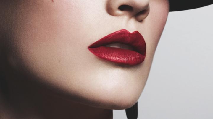 Bouche rouge Bouche rouge