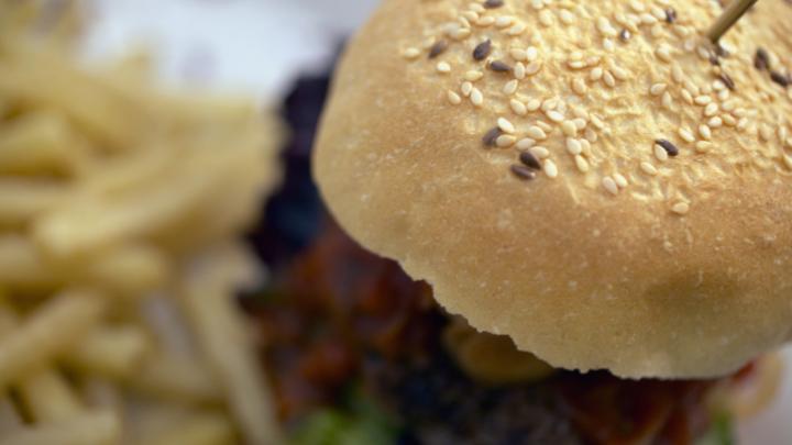 Faites entrer le burger 100% belge dans la légende Faites entrer le burger 100% belge dans la légende