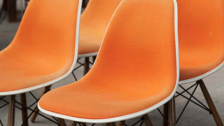 De grootste vintage designmarkt van Europa...bevindt zich in Brussel. De grootste vintage designmarkt van Europa...bevindt zich in Brussel.