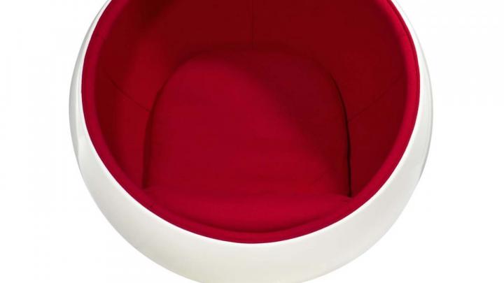 Unieke kans : de "Ball Chair by Eero Aarnio" voor slechts 6.100 € i.p.v. 6.800 € Unieke kans : de "Ball Chair by Eero Aarnio" voor slechts 6.100 € i.p.v. 6.800 €