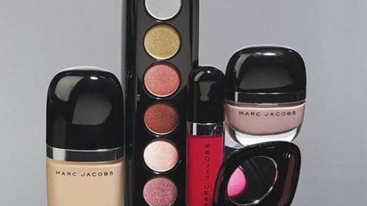 Marc Jacobs opent make-upwinkel Marc Jacobs opent make-upwinkel