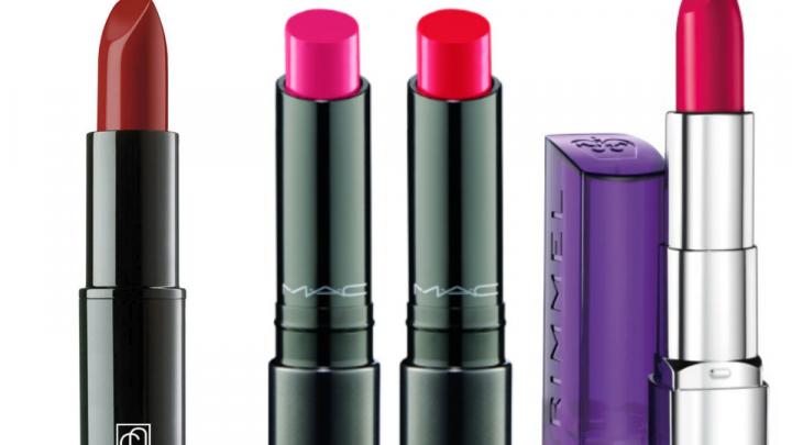 Bye bye, droge velletjes! Hello kleur! Wij willen getinte lipbalsems! Bye bye, droge velletjes! Hello kleur! Wij willen getinte lipbalsems!