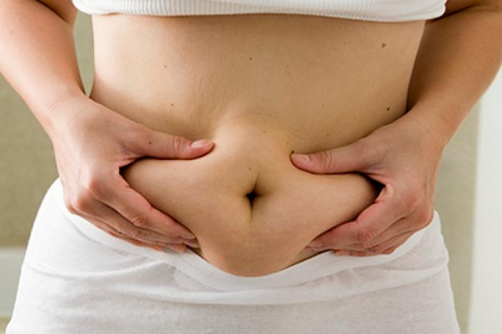 dikke buik wegwerken vrouw dikke buik wegwerken vrouw