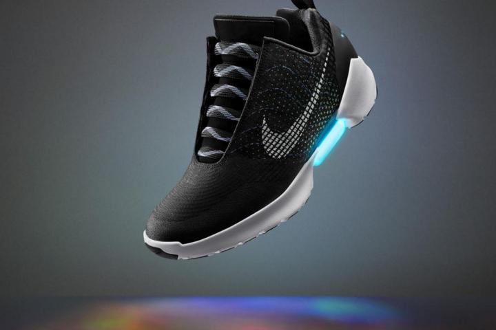Qui Se Baskets Nike Lance Toutes Les Seules Lacent 5qA3Rj4L