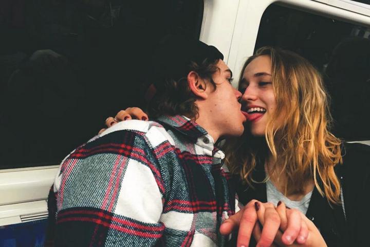 [PUNIQRANDLINE-(au-dating-names.txt) 34 Fille amoureuse de son loulou [PUNIQRANDLINE-(au-dating-names.txt) 43