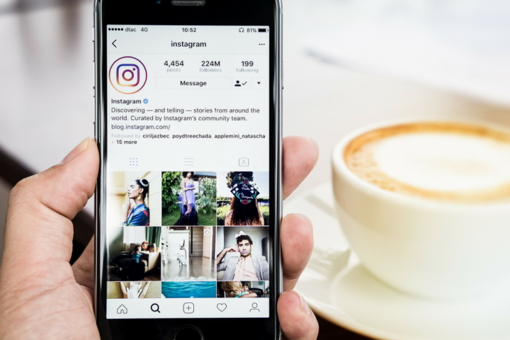 Faux Influenceurs Instagram Comment Les Detecter How To Spot