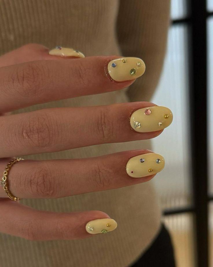 Nagels zoals Hailey Bieber