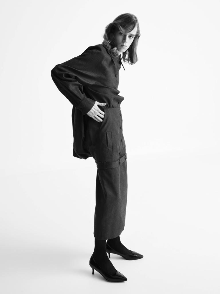 Antwerpse modestudent Conor Turley ontwierp genderfluide collectie voor voor Essentiel Antwerp