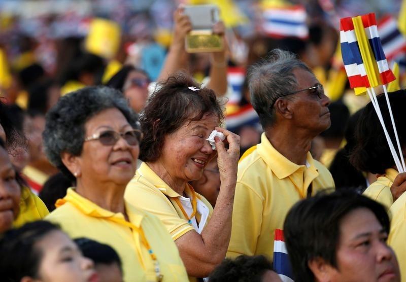 De koning is dood, lang leve de koning: de Thaise ceremonies in beeld