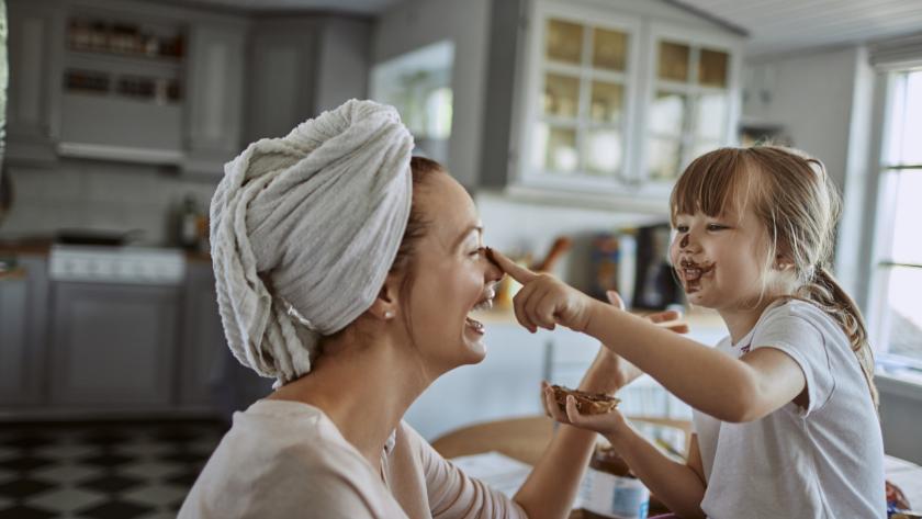 À Partir De Quel âge Mon Enfant Peut Il Manger Du Chocolat Femmes D 