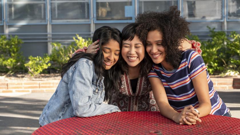 Netflix 8 Series Sous Cotees Qu On A Pourtant Adorees Femmes D Aujourd Hui