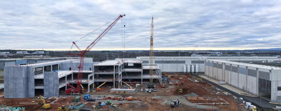 De bouw van een datacenter in Ashburn, Virginia (VS)