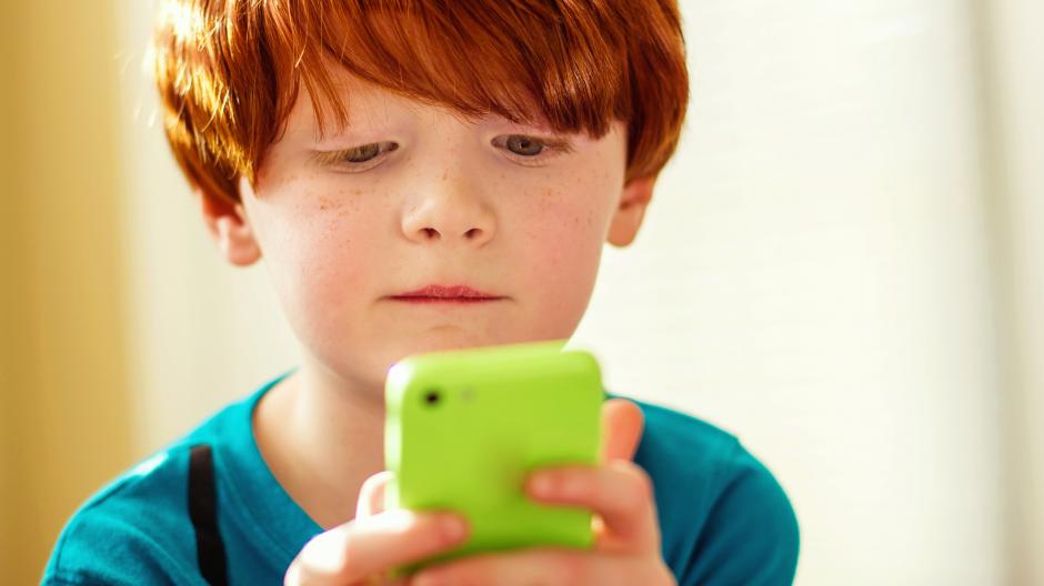 À quel âge donner un smartphone à son enfant ?