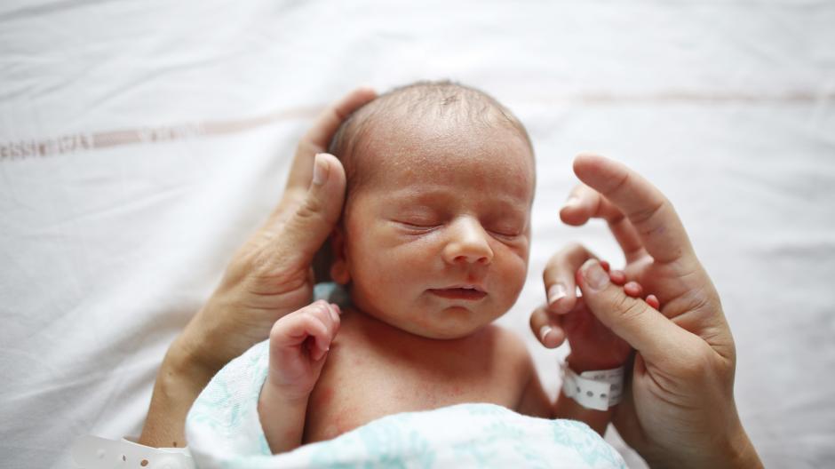 verrassende weetjes over het uiterlijk je pasgeboren baby - Mama