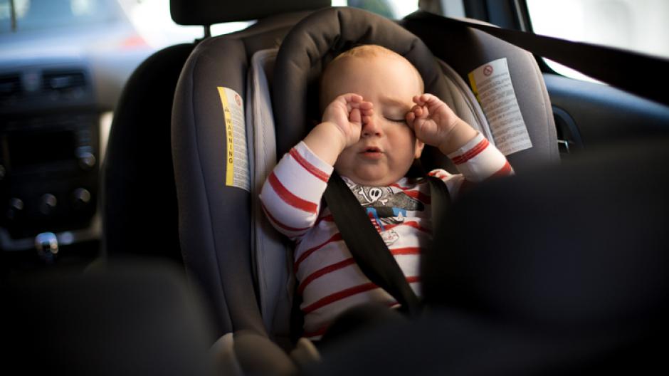Troosteloos Vuilnisbak Daarom Autostoel: alles wat je moet weten om je kind veilig te vervoeren - Libelle  Mama