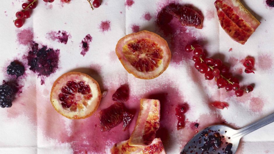 Comment enlever les taches de fruits rouges?