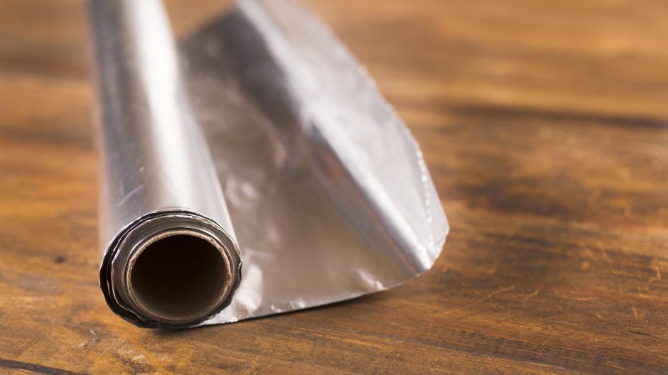 Aluminiumfolie: is er een verschil tussen de matte en de blinkende kant?