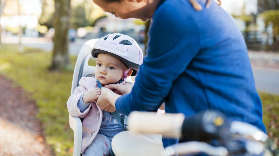 fietshelm-baby-baby's-eerste-fietshelm