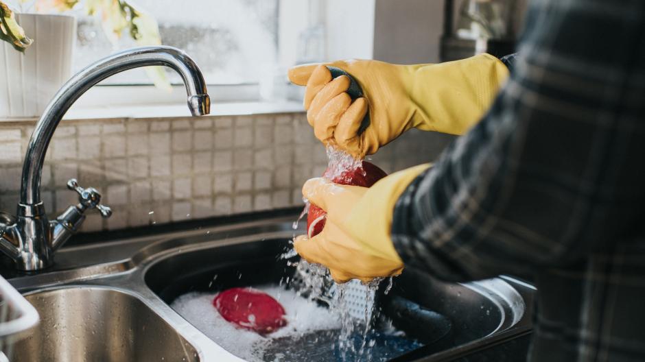 afwassen vaatwasser goedkoper