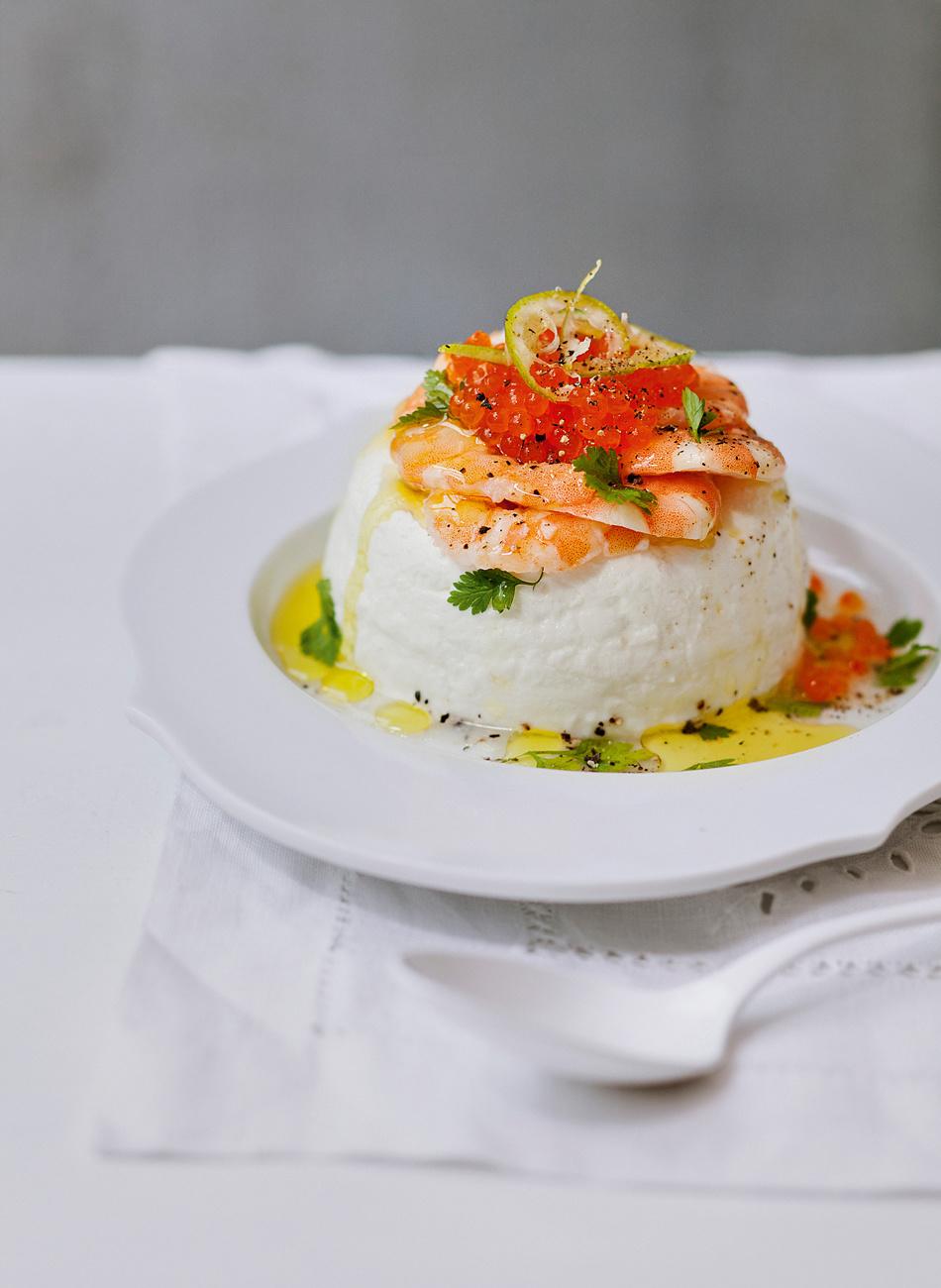 Recette des Timbales de fromage frais aux crevettes, oeufs de saumon et zeste de citron vert