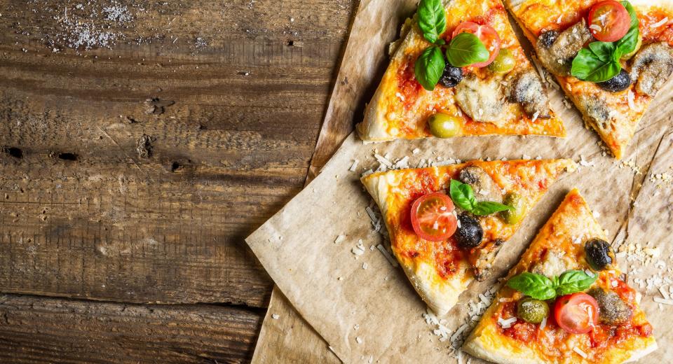 Slim idee: maak je pizza op platbrood