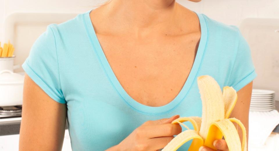 Jouer avec une banane
