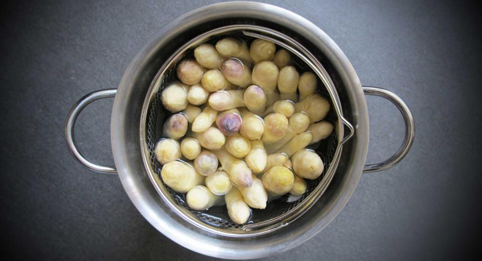 asperges in aspergepan asperges in aspergepan