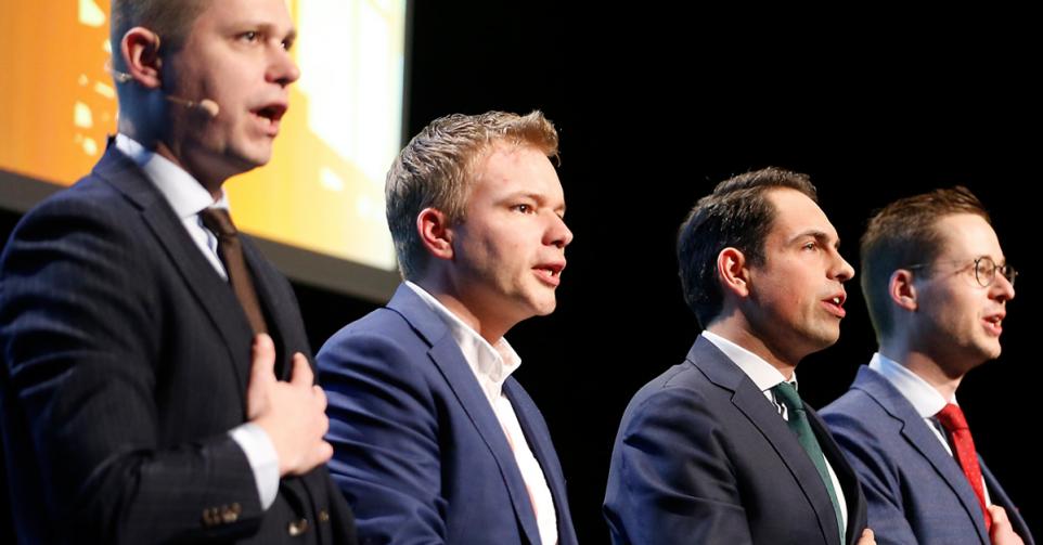 Van links naar rechts: Tom Vandendriessche, Klaas Slootmans, Vlaams Belang chairman Tom Van Grieken and Wouter Vermeersch (allen Vlaams Belang) in 2019.