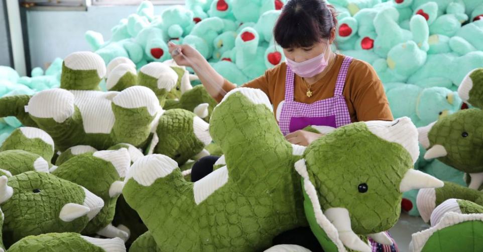 La déferlante de jouets made in China se poursuit en Europe -  Trends-Tendances