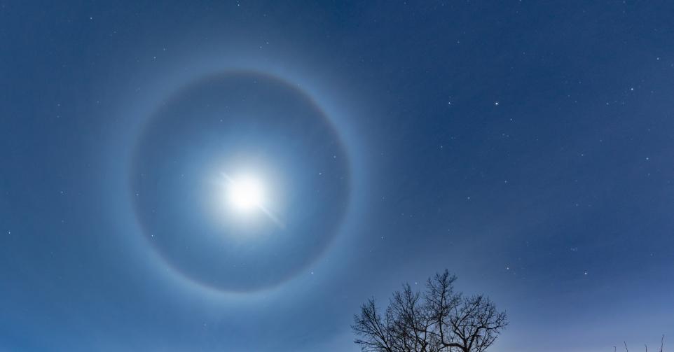 Halo lunaire.