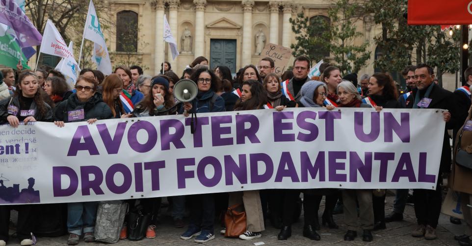 France: Sénat IVG