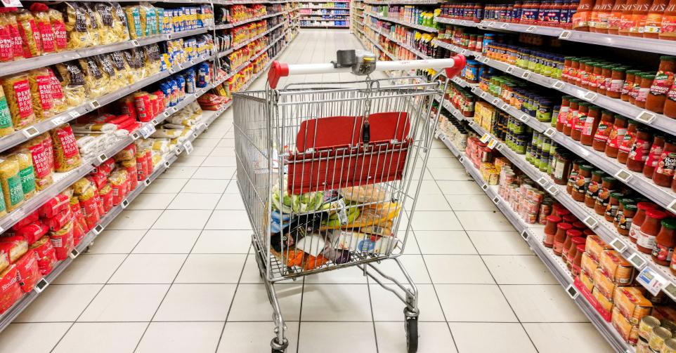 Caddie dans un supermarché