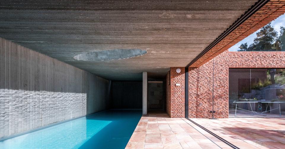 Villa met ondergronds zwembad