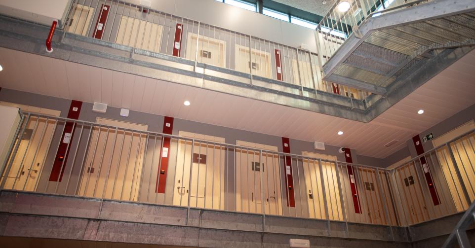 médecin prison
