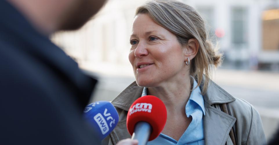 Minister van Asiel en Migratie Anneleen Van Bossuyt (N-VA) vestigt haar hoop in grote mate op het Europees Migratiepact, dat pas volgend jaar op volle kracht zal draaien.