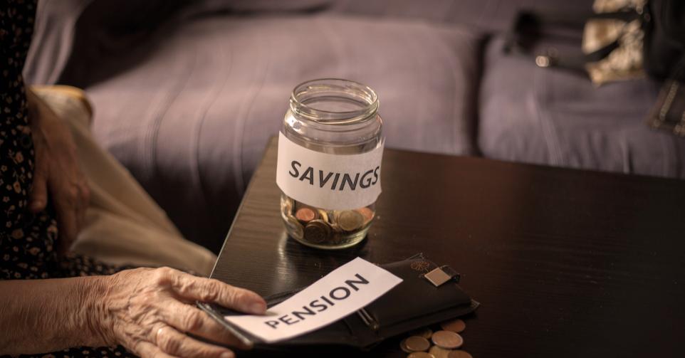 femme pension argent épargne