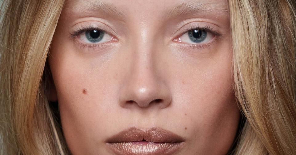 illustratief beeld van een gezonde huid na een chemische peeling