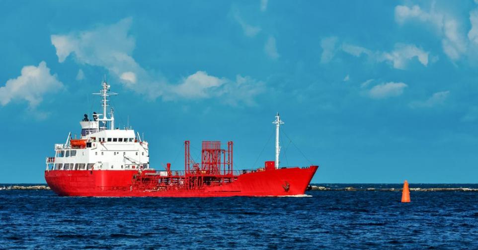 Nieuwe realiteit op zee maakt aandeel Frontline structureel sterker olierederij schip scheepvaart olie