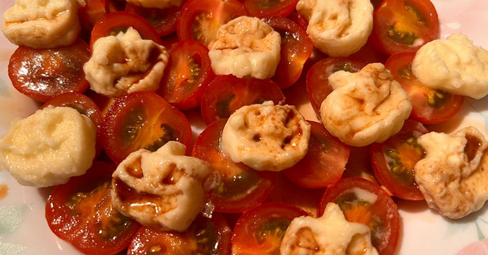 tomaat-mozzarella halloween