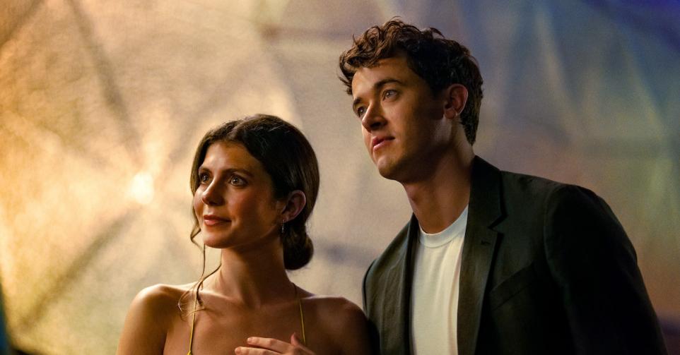 ‘People We Meet On Vacation’