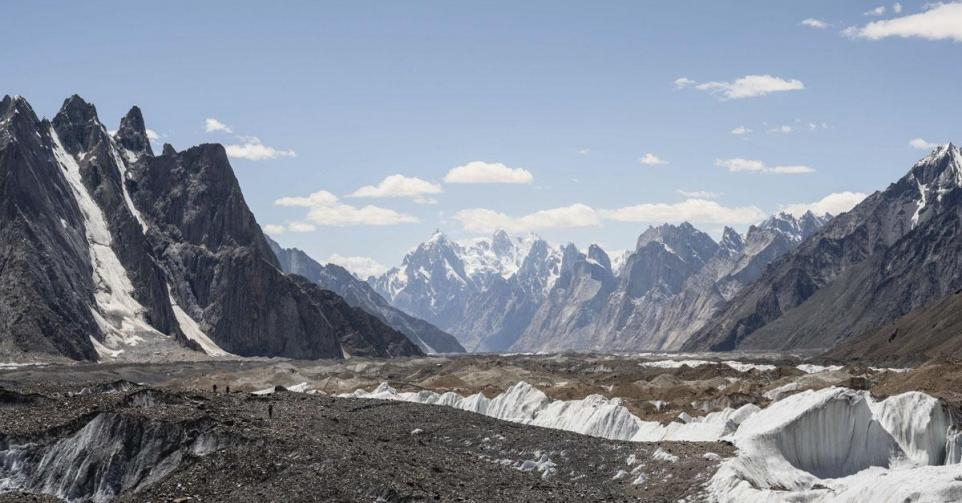 Trekking door het Karakoram-gebergte in Pakistan