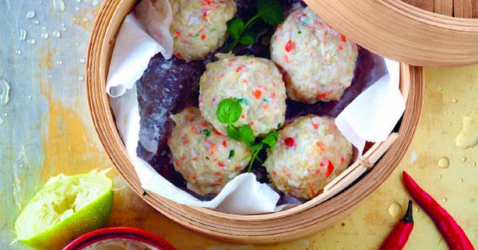 Oosterse visballetjes met limoenmayonaise