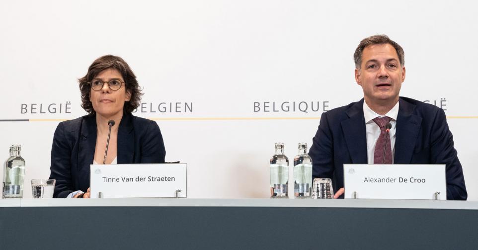 Energieminister Tinne Van der Straeten en premier Alexander De Croo.