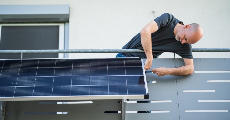 panneaux solaires balcon