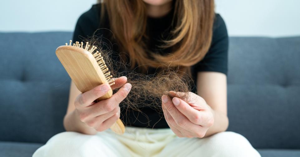 Chute de cheveux saisonière