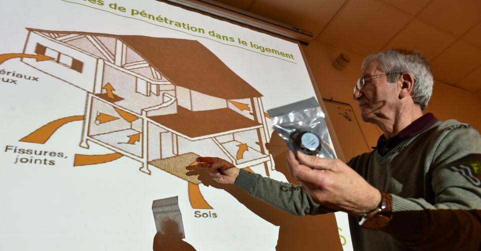 Test détecteur radon gaz