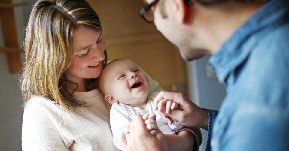 parents papa maman père mère enfant