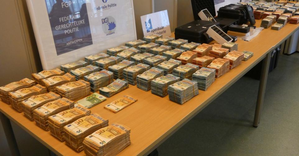 Europol rolt Europees drugskartel op na verschillende invallen en bijna